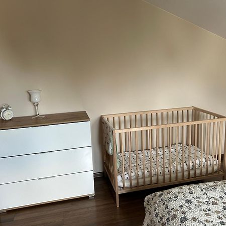 Apartament Bobrzanska - 4 Bedrooms Sypialnie Свідниця Екстер'єр фото
